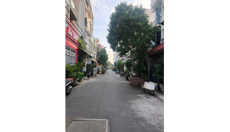 Ngộp HXH ngủ trong nhà,Tân Hóa - Quận 11 - 60m  - 3 tầng BTCT
